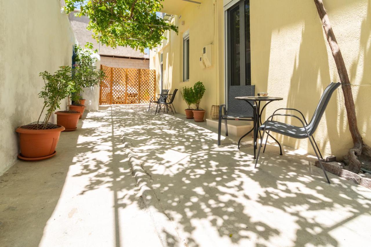Gemma Apartments Palaiochora Luaran gambar